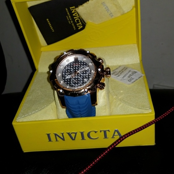 JT out of stock invicta watch - Picture 3 of 4